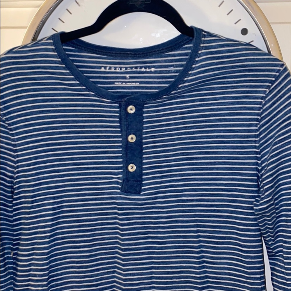 Men’s Aeropostale striped long sleeve size s